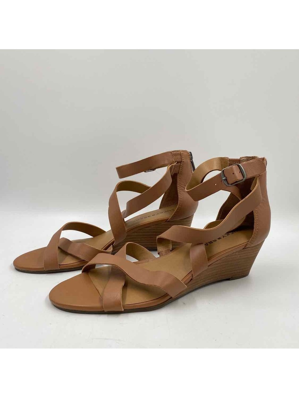 Lucky Brand Women's Shoe Size 7 Caramel Solid Sandals